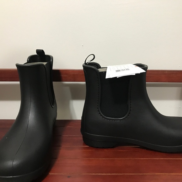 crocs chelsea rain boots